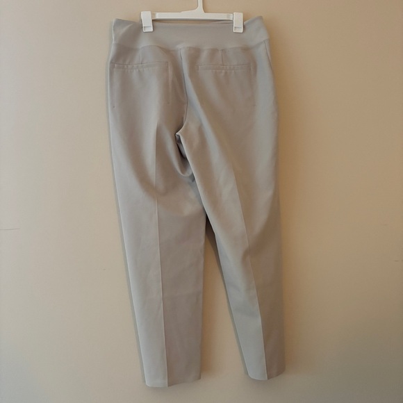 Athleta Women’s Size 14 Beige Tailored Jogger Pants with Pockets - Picture 2 of 4